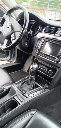 Skoda Superb cena 29999 przebieg: 299000, rok produkcji 2010 z Gubin małe 352